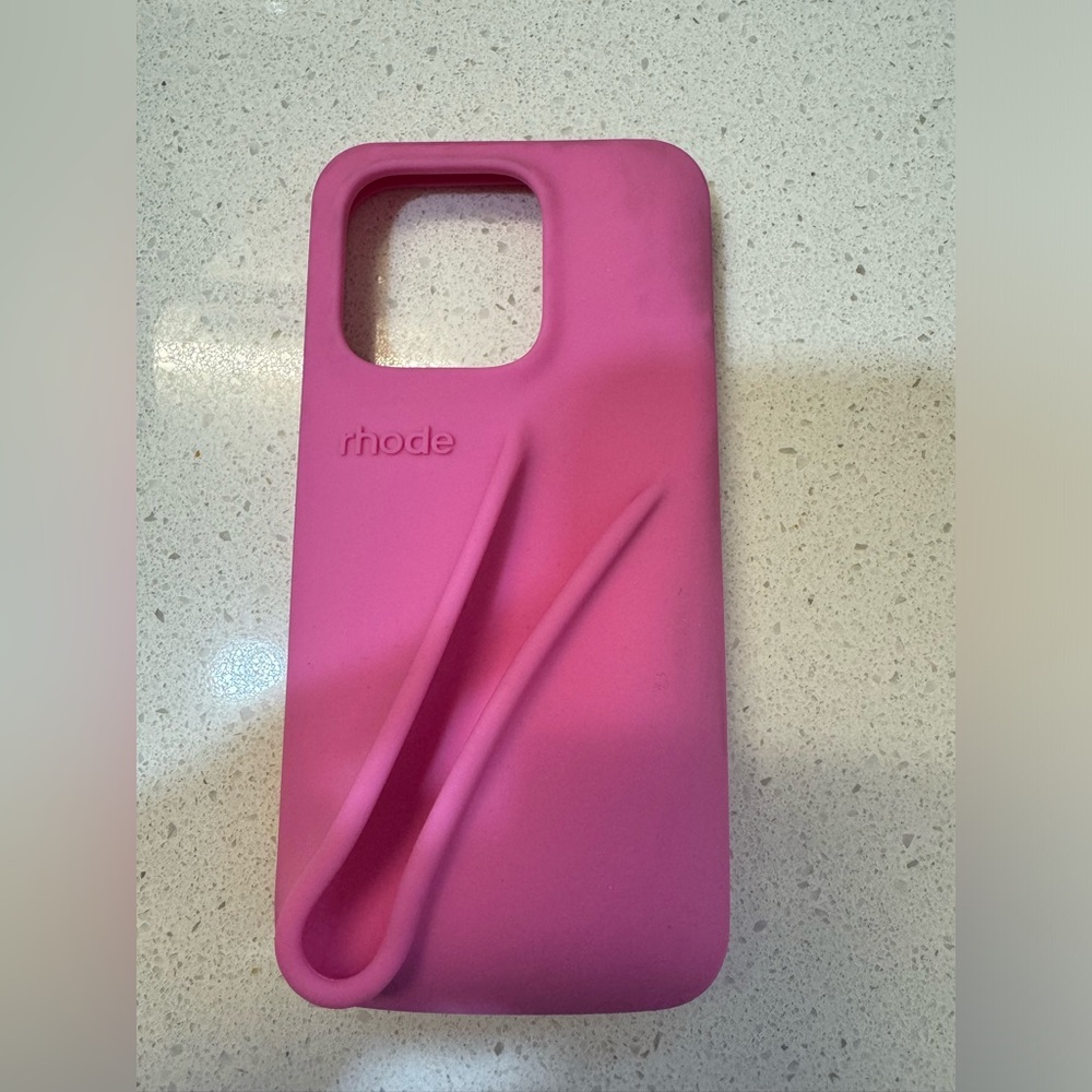Rhode Pink Iphone 15 Pro Case. 💋💄⚡️